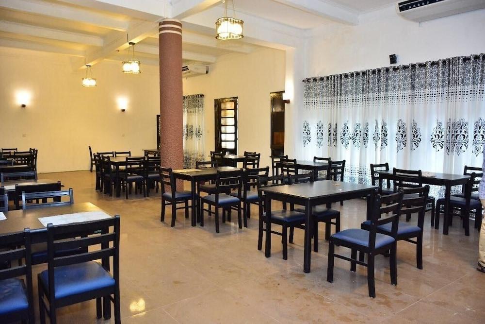 Shalimar Hotel Коломбо Экстерьер фото