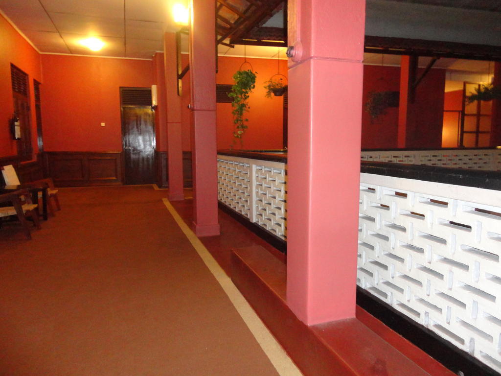 Shalimar Hotel Коломбо Экстерьер фото